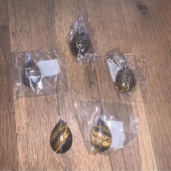 Natural tigers eye gemstone pendant healing crystal reiki charm and chain - Picture 3 of 5